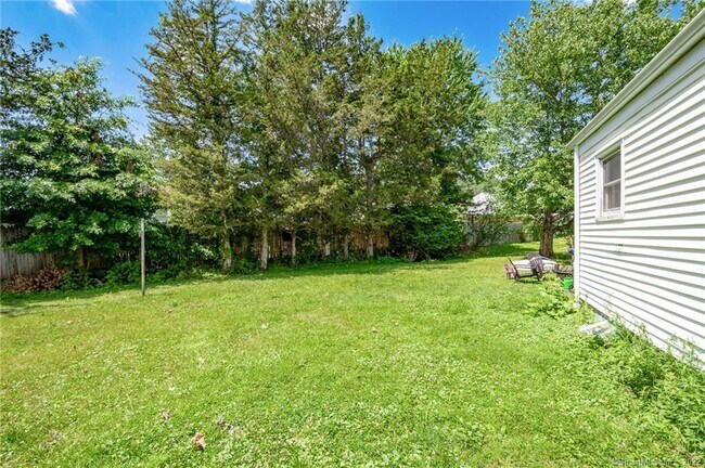 Building Photo - 9 Hazelmere Ct
