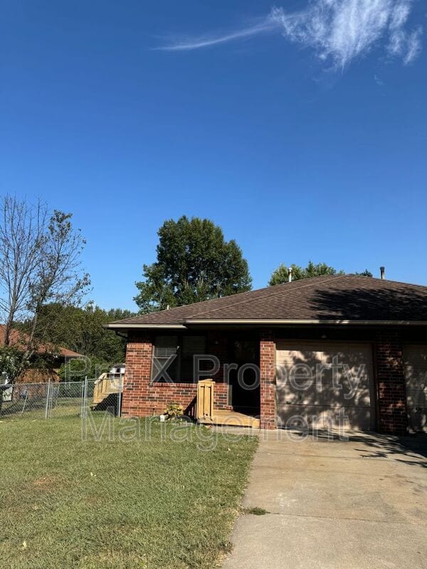 Primary Photo - 3724 Farm Rd