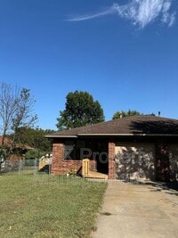 Building Photo - 3724 Farm Rd