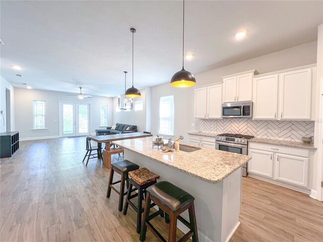 Building Photo - 9340 SW 67th Ln