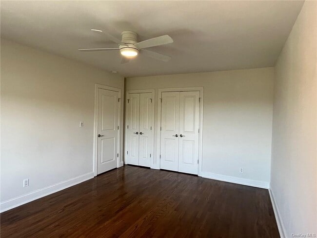 Building Photo - 555 Broadway