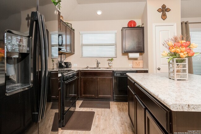 Kitchen - 8410 Blackstone