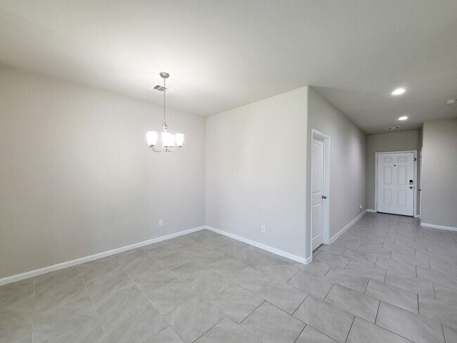 Building Photo - 29614 Breakwater Dr