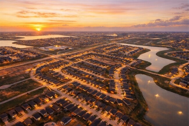 Building Photo - 3080 Sunset Glory Dr