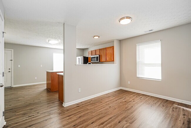 Building Photo - 8051 Beardsley Ave