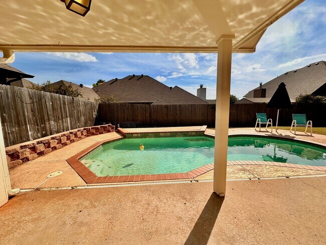 Building Photo - Spacious 4 Bed in Deer Creek - Move in Deposit-Free!(If Qualified)