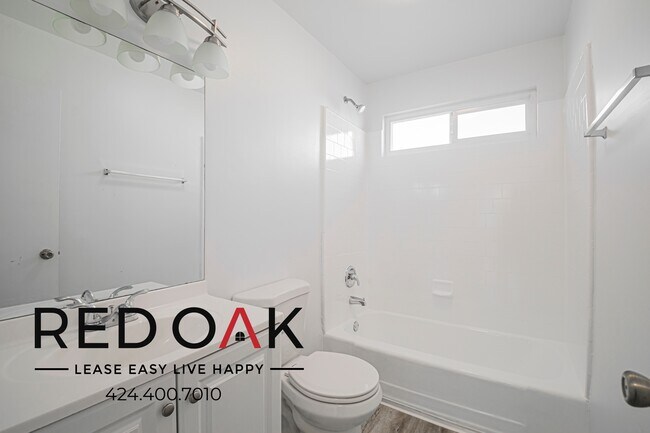 Building Photo - 14039 Archwood St