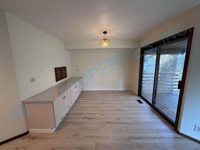 Building Photo - 13489 Applegate Terrace