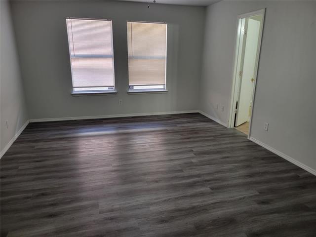 Building Photo - 2450 Meadowgate Ln