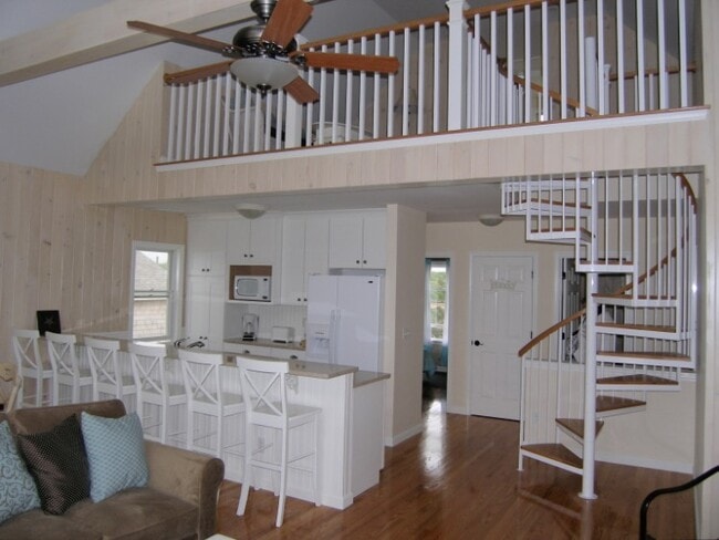 Building Photo - 99 N Shore Blvd