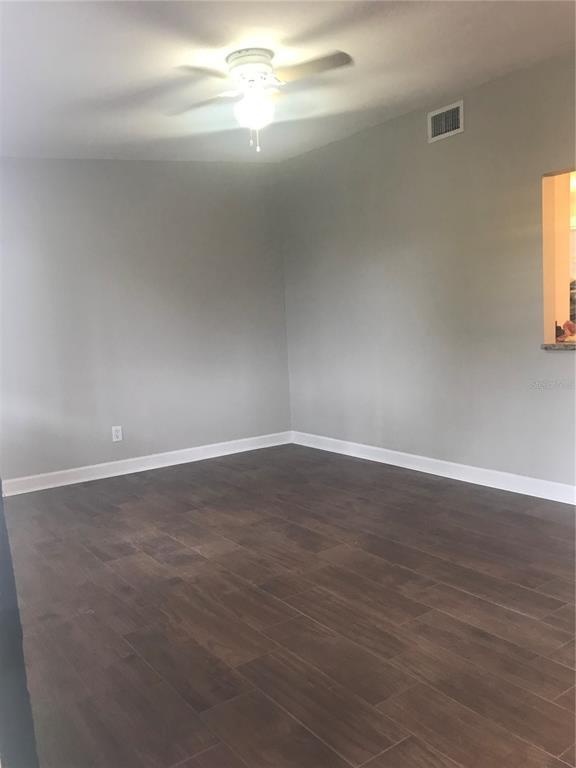 Building Photo - 4012 W Fairview Heights