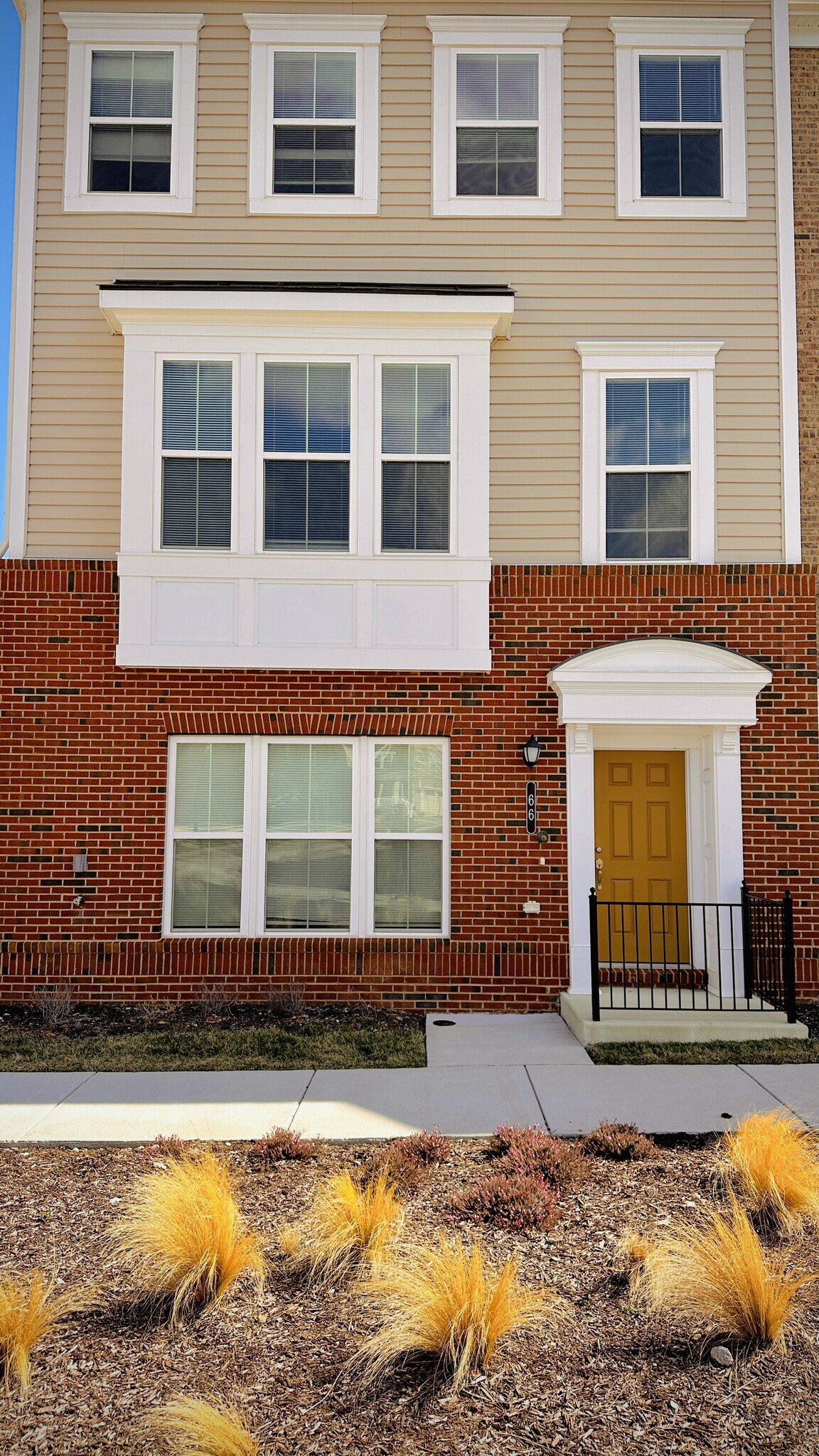 Building Photo - 66 Garden Meadow Pl