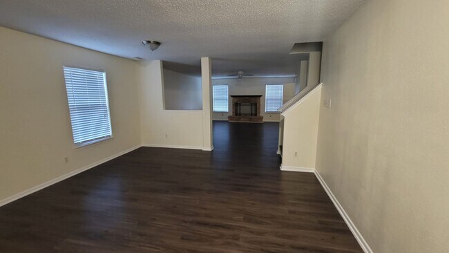 First Living Room - 10367 Waverly Dr