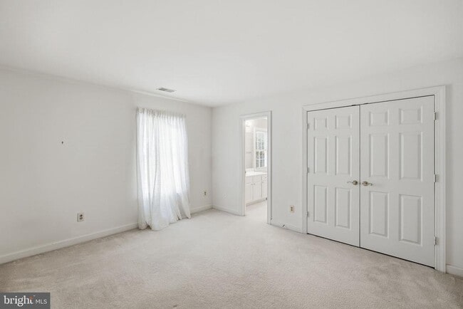 Building Photo - 10417 Snow Point Dr