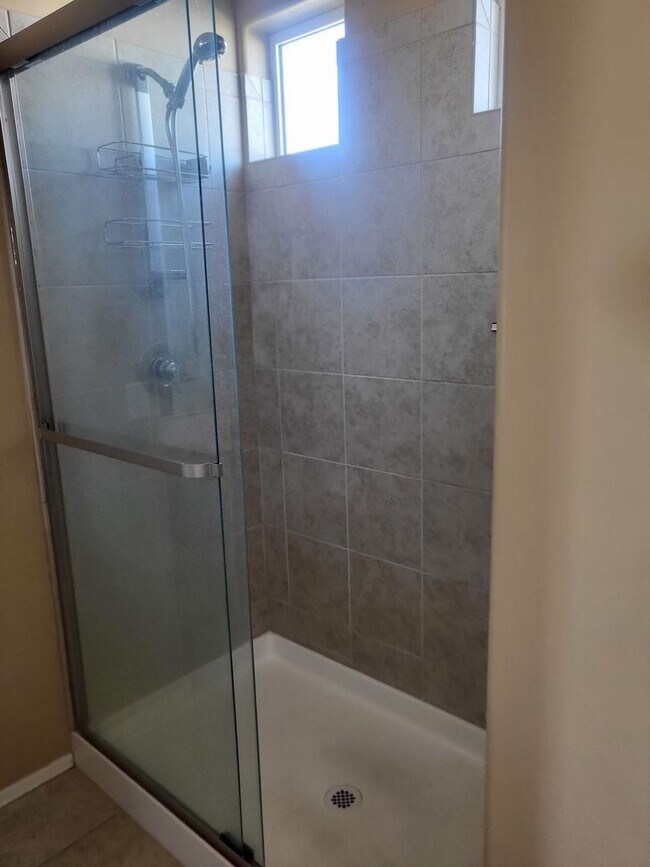 Building Photo - Charming 3BR House in Tucson