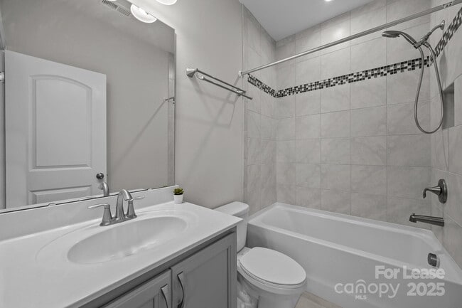 Building Photo - 13715 Jacks Ln