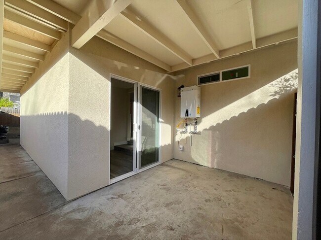 Building Photo - 1408-1410 Myrtle Street