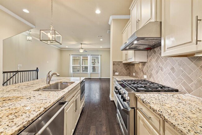 Building Photo - 11829 Terraza Cir
