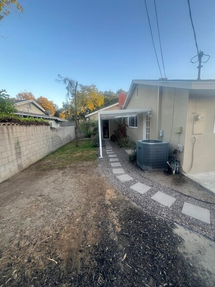 Building Photo - 1251 Coronado St