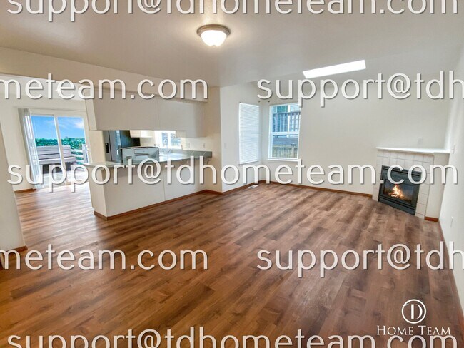 Building Photo - "Charming Bothell Retreat: 4-Bedroom Home ...