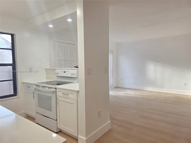 Building Photo - 7445 SW 153rd Pl