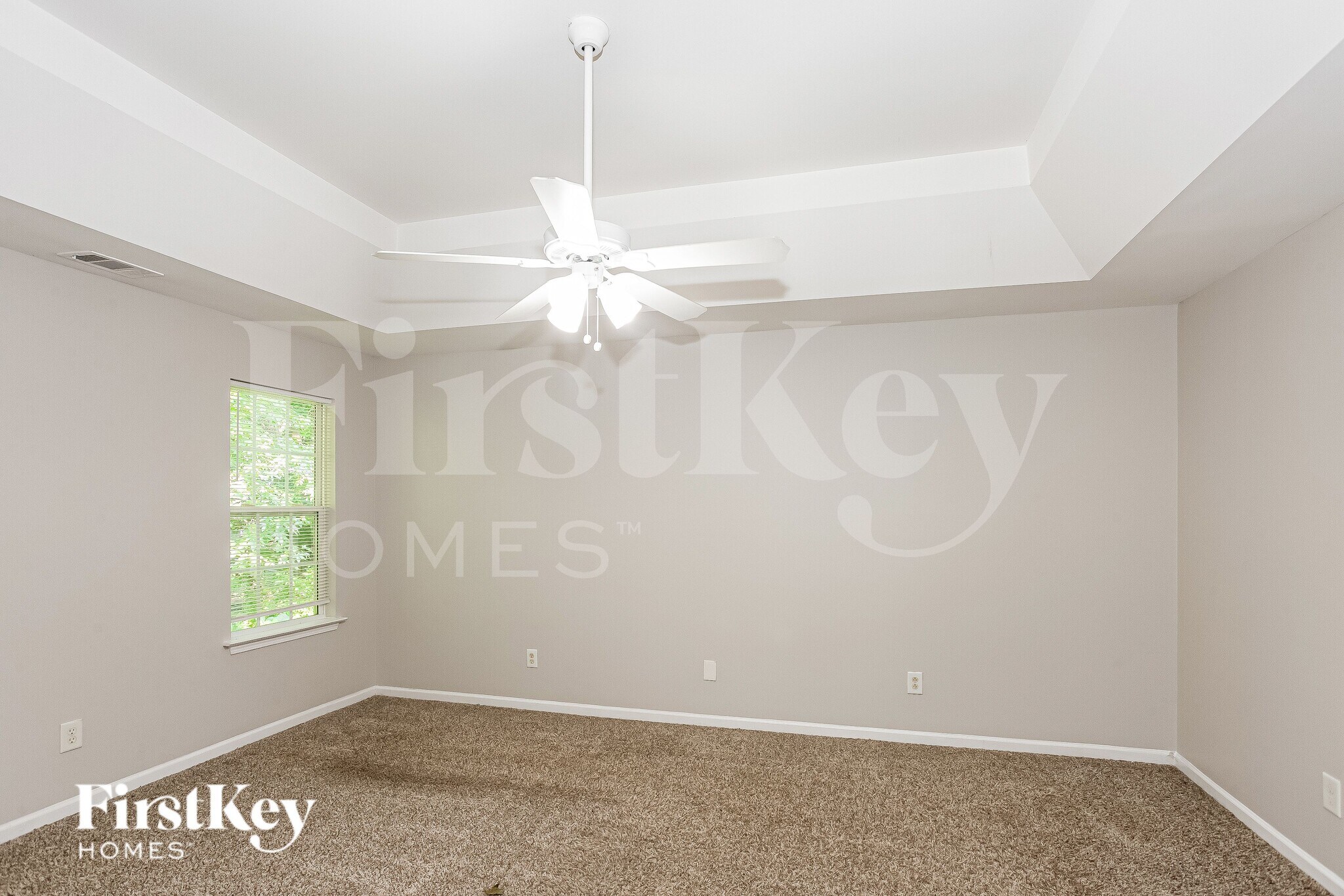 Building Photo - 8605 Royal Bluff Dr