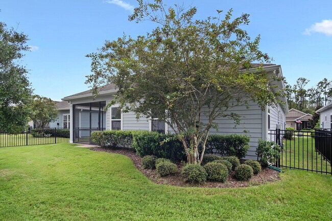 Building Photo - 4 Bedroom Home with Office in Windward Ran...