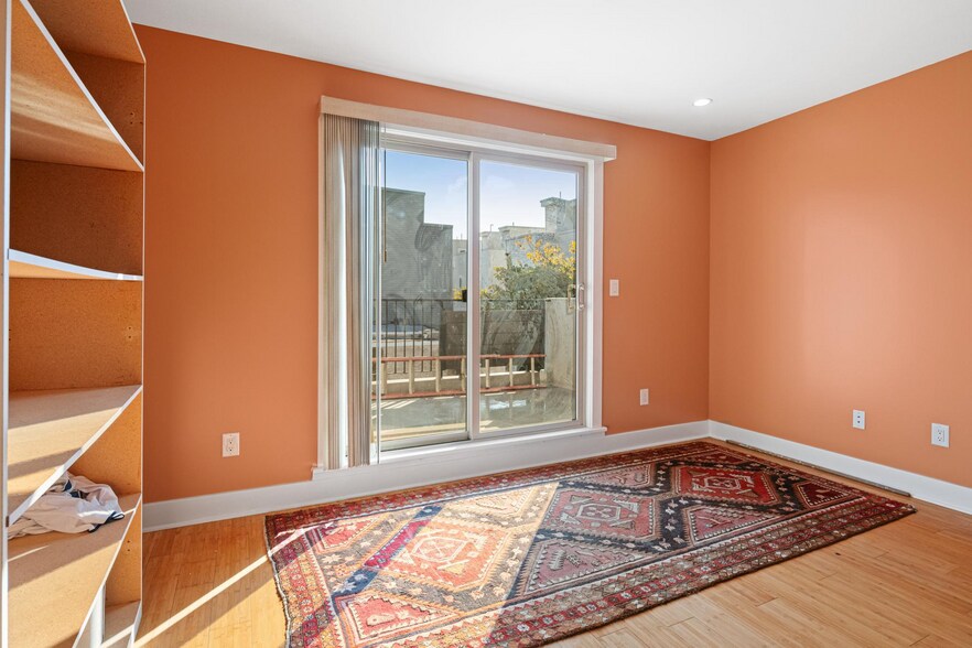 Building Photo - 1403 S 20th St