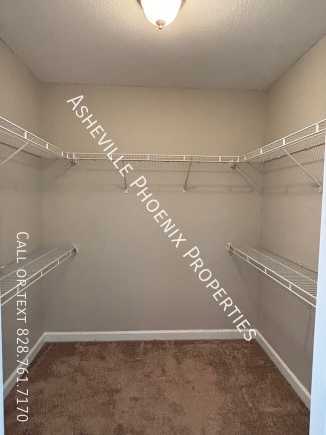 Building Photo - 306 Olde Covington Way