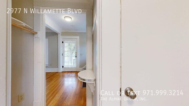 Building Photo - 2977 N Willamette Blvd