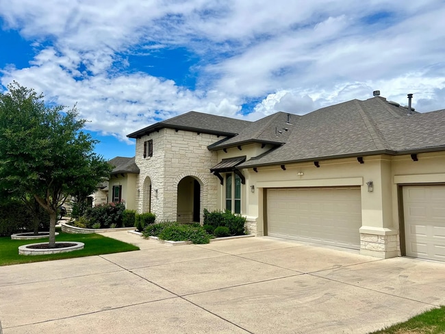 Building Photo - Find your Georgetown Dream at this Beautiful 3-Bedroom 2.5-Bathroom House!!!!