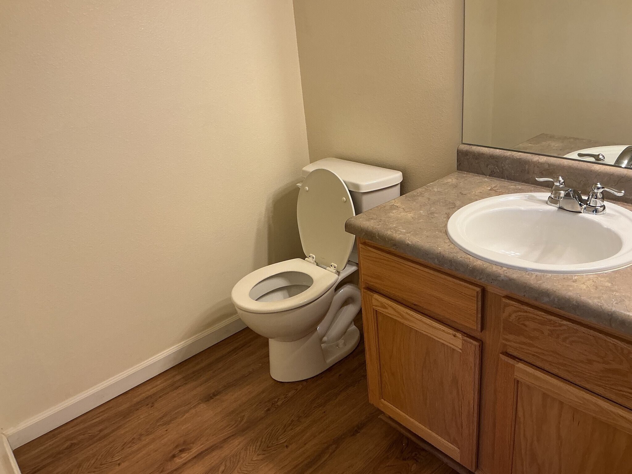 Building Photo - 3330 Apple Blossom Way