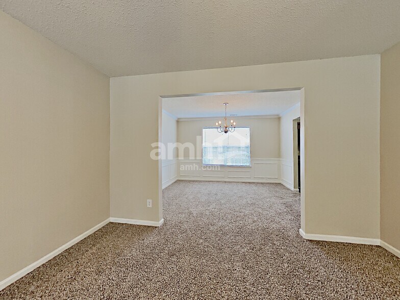 Building Photo - 1124 Stepping Stone Ln