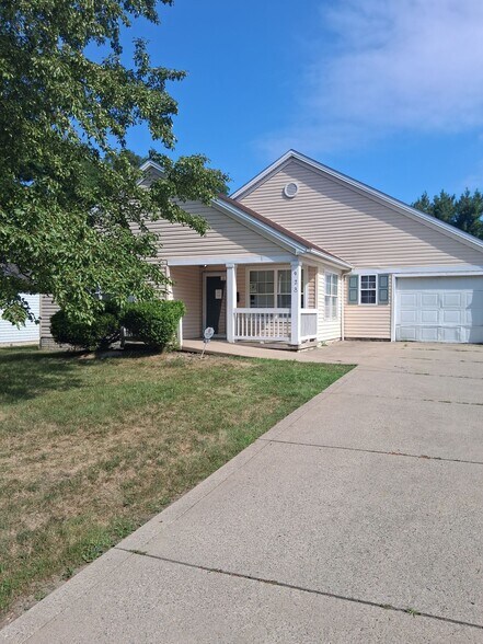 Primary Photo - 928 Ridge Ave