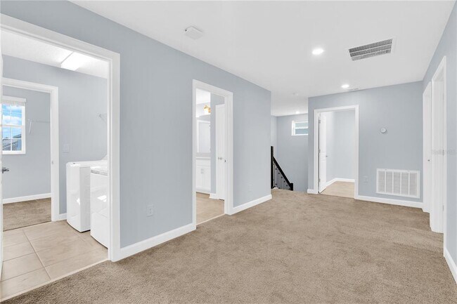 Building Photo - 12111 Imaginary Way