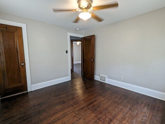 Building Photo - Large, spacious home for rent!