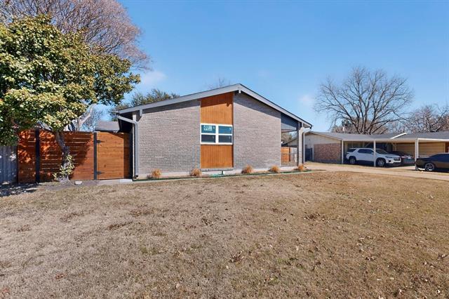 Building Photo - 4324 Oleander Trail