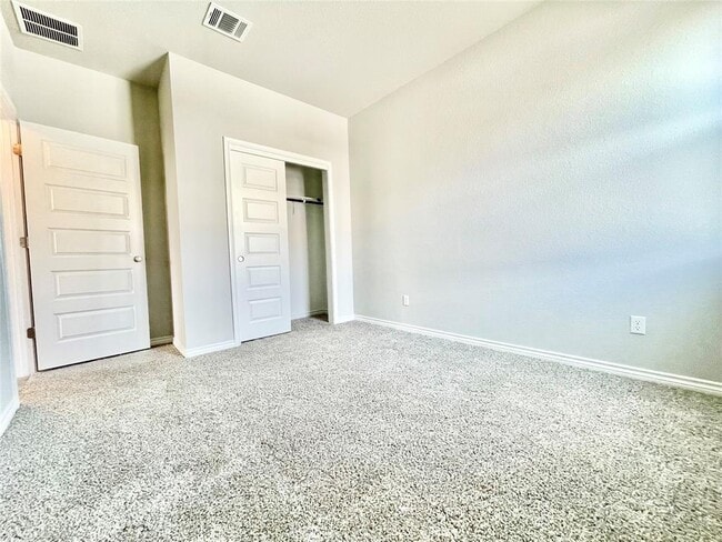 Building Photo - 2929 Sage Ranch Dr