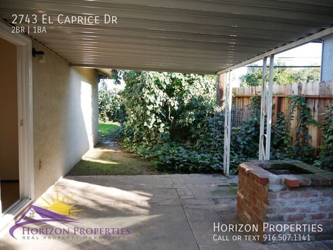 Building Photo - 2743 El Caprice Dr