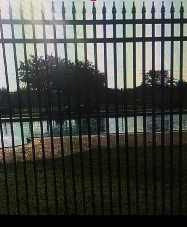 Building Photo - 1123 Verde Trails Dr