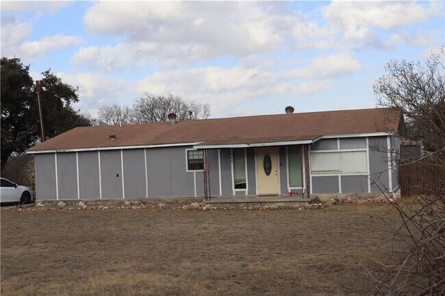 Building Photo - 1606 High Chaparral Dr