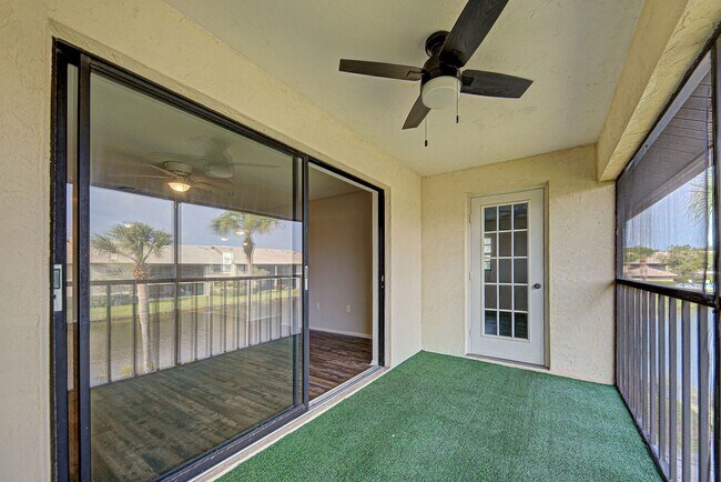 Building Photo - 2BD/2BA Mission Lakes Condo