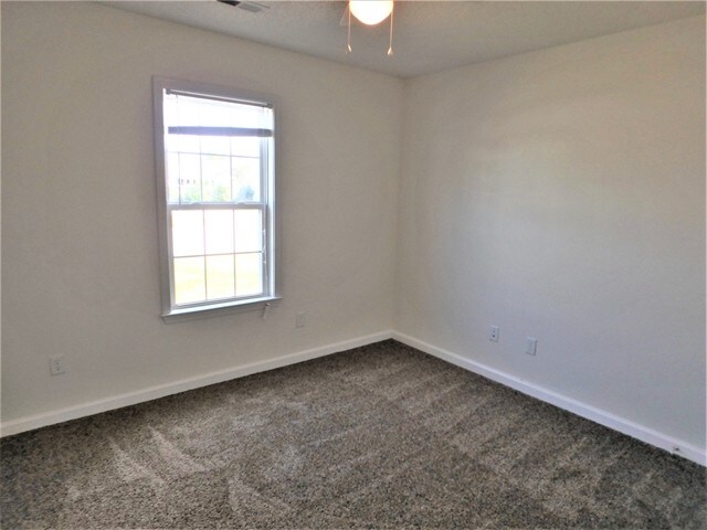 Building Photo - 7236 Walking Horse Ct