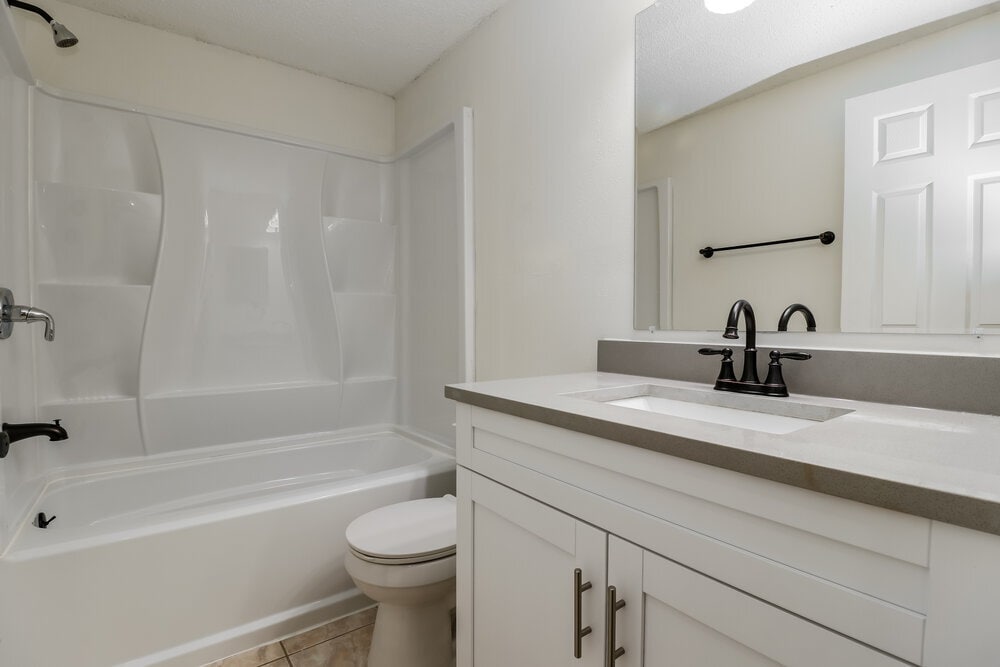 Building Photo - 7921 Eugene Dr