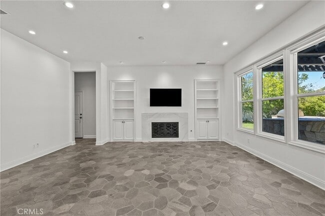 Building Photo - 4170 Prado De Los Zorros