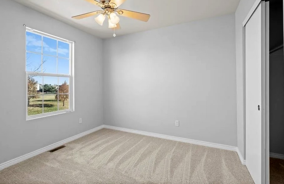 Bedroom 3 - 6124 Scottsbluff Dr