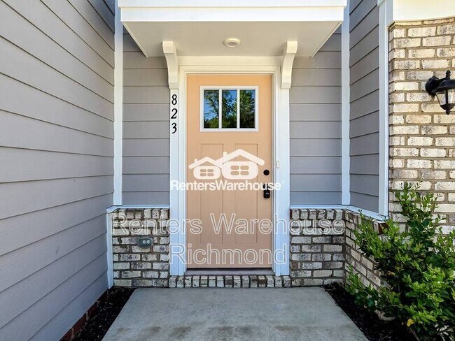 Building Photo - 823 Taylor Grn Wy