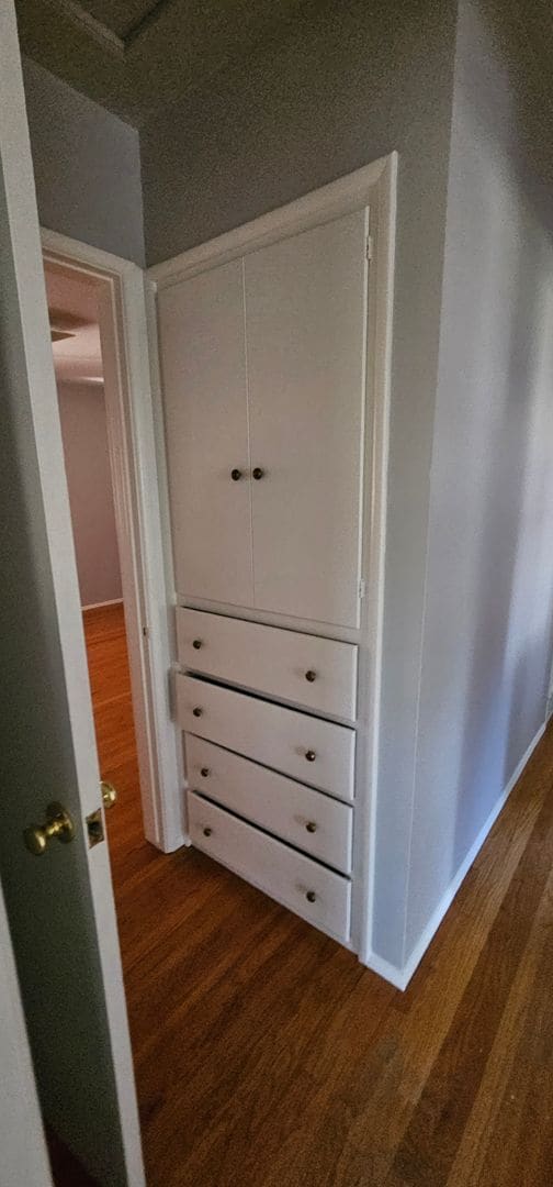 Building Photo - 3 bedroom Riverside home