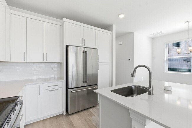 Building Photo - 320 Lynwood Station Blvd