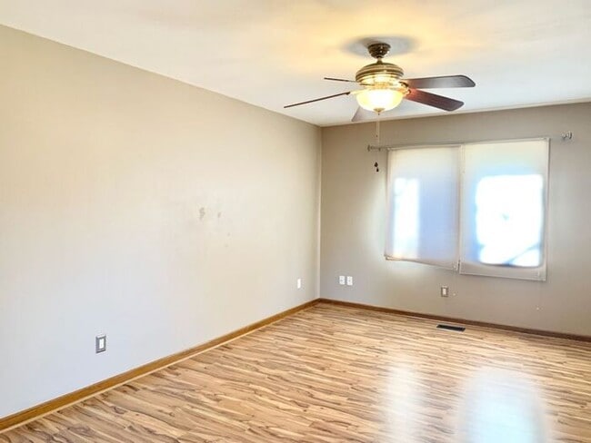 Building Photo - Exceptional 2 Bedroom, 2 Bath Ranch Townhome with 2 Car Attached Garage in Fort Collins, CO